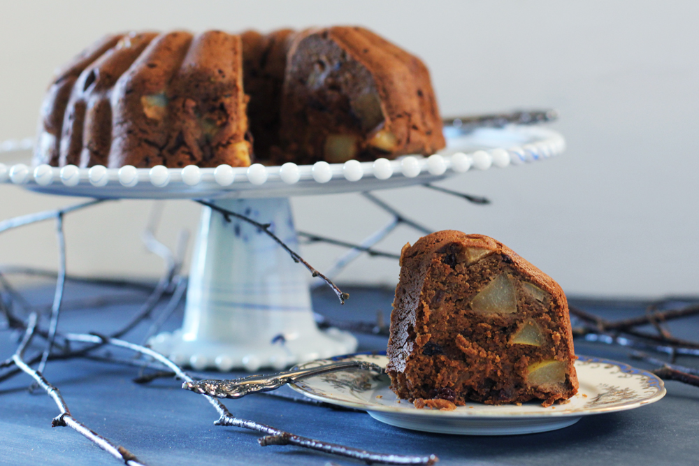 slice of vegan and gluten free pear spice cake